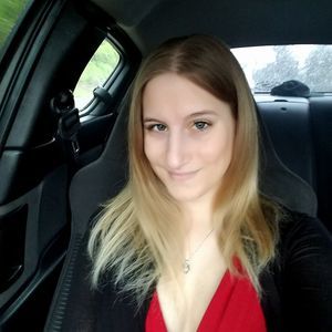 Meet your Posher, Jenny